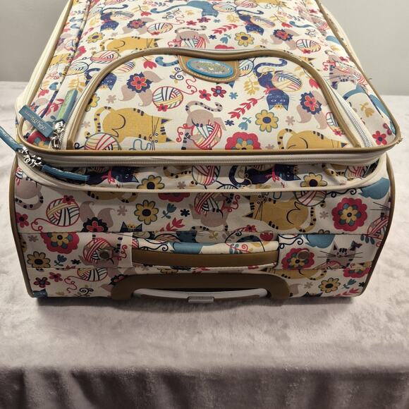 Green Living Lily Bloom Eco Friendly Cat Furry Friends Luggage 25" Suitcase - Picture 8 of 16